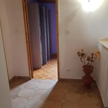 Maison Dans Un Village Calme Holiday home