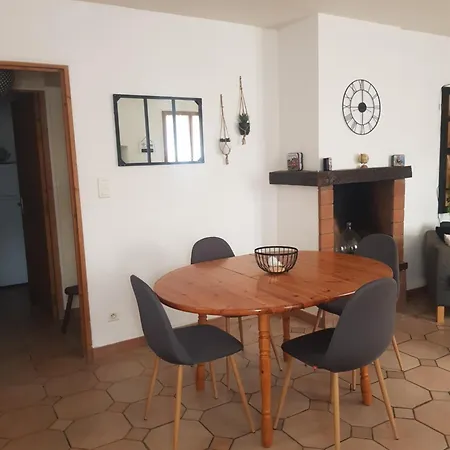 Dom wakacyjny Maison Dans Un Village Calme Carla-de-Roquefort