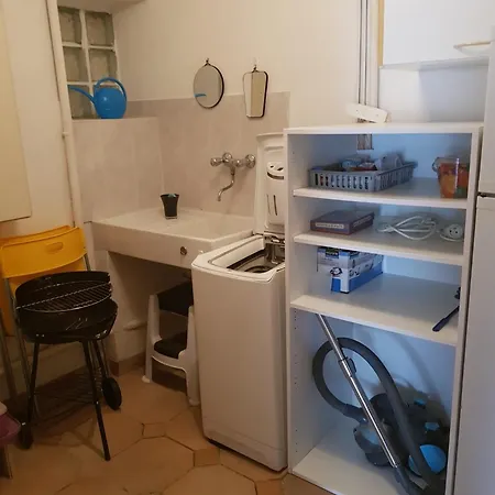 Maison Dans Un Village Calme بيت للعطل