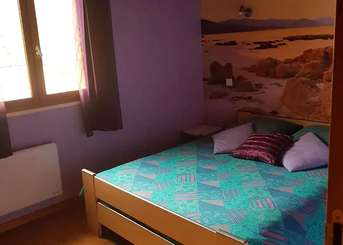 Maison Dans Un Village Calme Carla-de-Roquefort